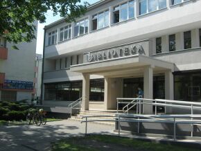 Główna Biblioteka we Włocławku.jpg